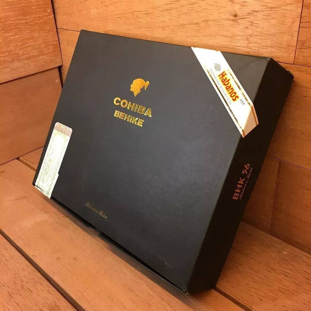 Cohiba Behike 56 450 Box of 10 - Image 2