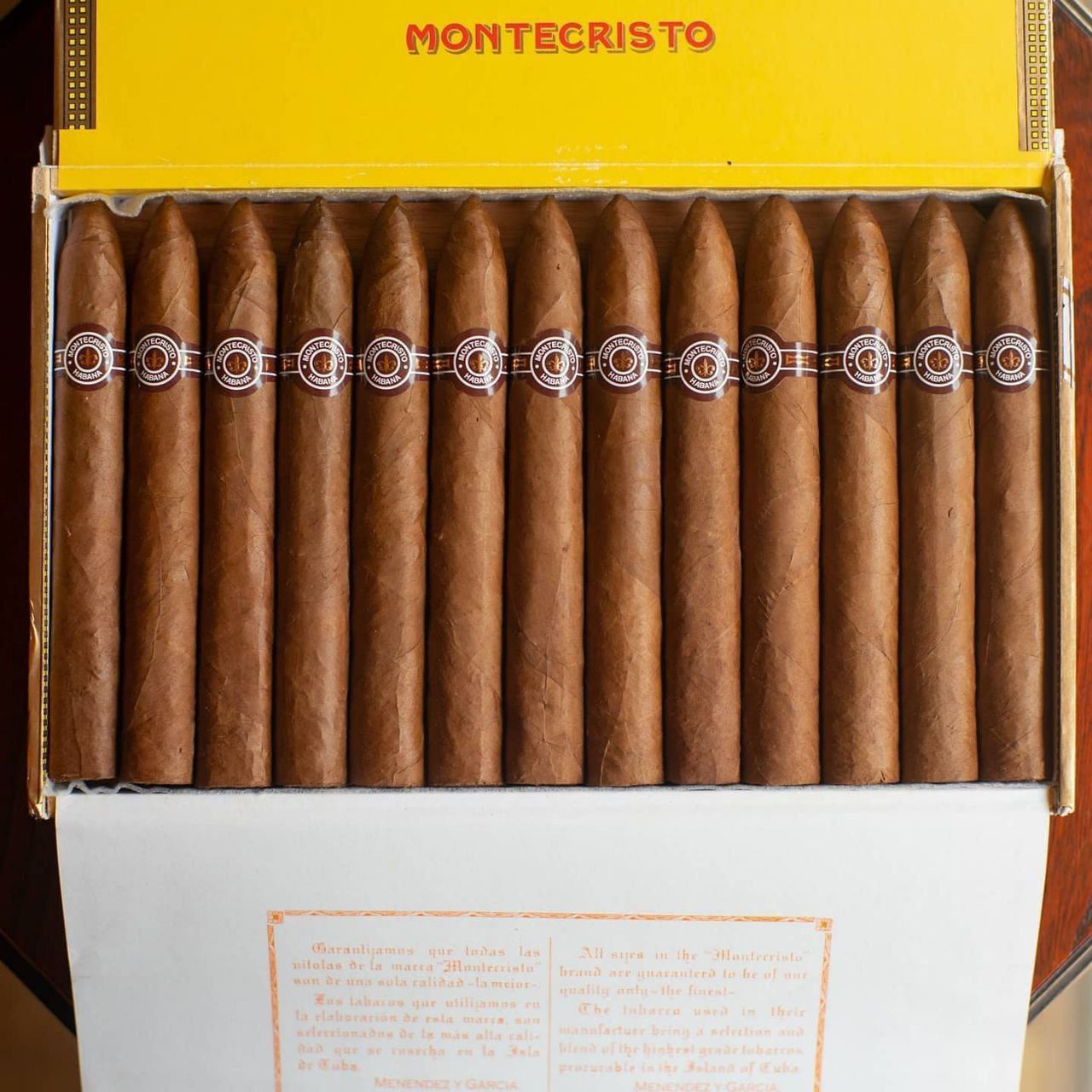 montecristo No 2 Full box of 25. - Image 3