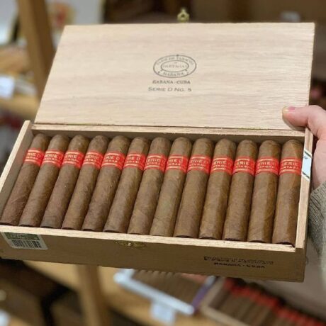 Partagas Serie D No. 5, Box of 10-25 Cigars