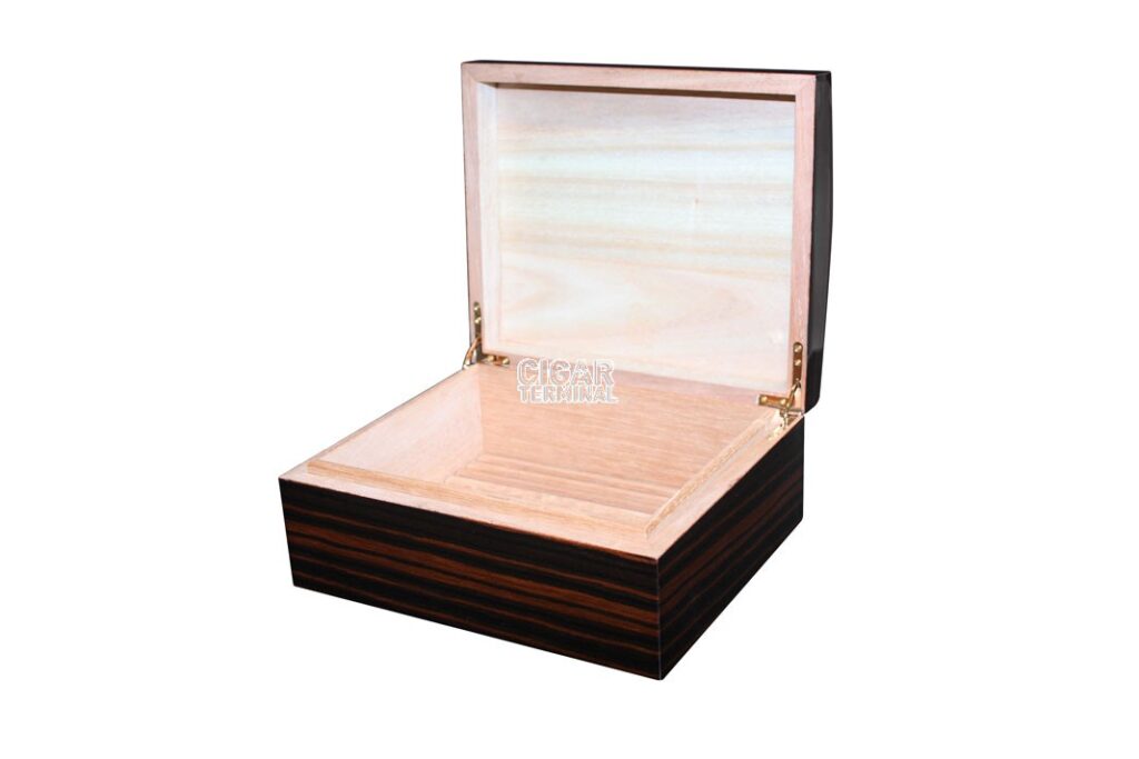 Bourbon Street II Humidor – 125 cigars - Image 2