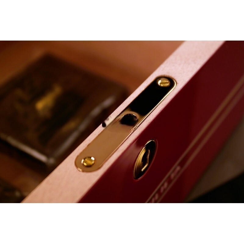 Romeo y Julieta Humidor ~ 75 Cigars - Image 5